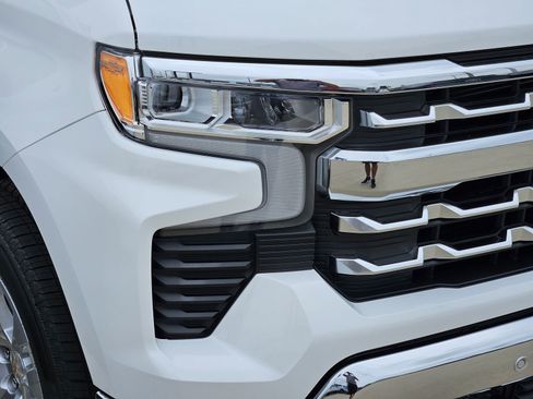 New 2026 Chevrolet Silverado 1500 LTZ w/ LTZ Convenience Package II AWD/4WD image 10