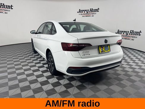Used 2022 Volkswagen Jetta S image 8