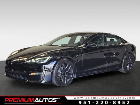 Used 2023 Tesla Model S Standard Range AWD/4WD image 1