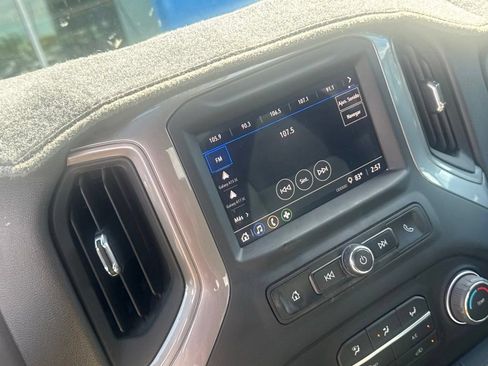 Certified 2022 Chevrolet Silverado 1500 Custom RWD image 7