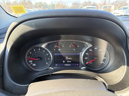 Used 2022 GMC Terrain SLT w/ Tech Package image 17