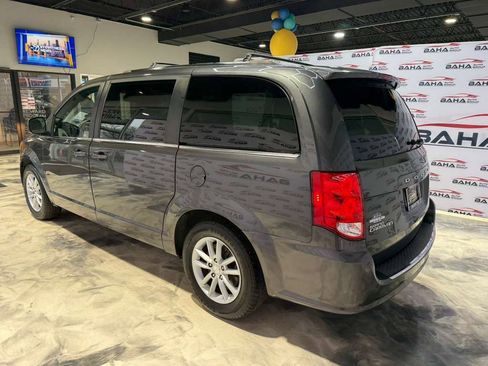 Used 2019 Dodge Grand Caravan SXT FWD image 10