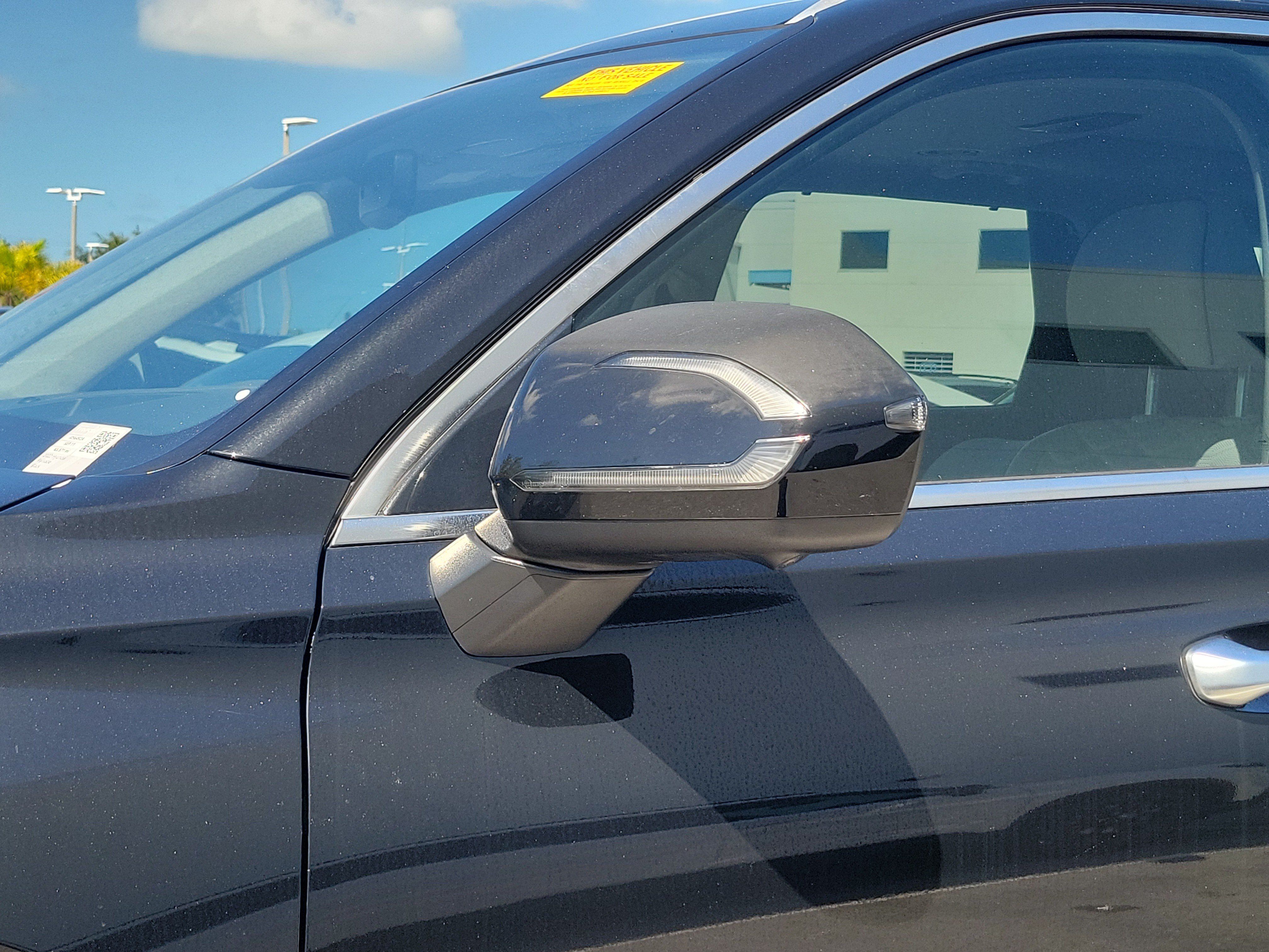Used 2022 Hyundai Palisade Limited FWD image 6