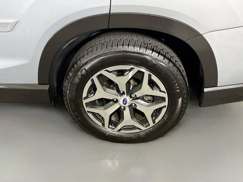 Used 2020 Subaru Forester Premium AWD/4WD image 35