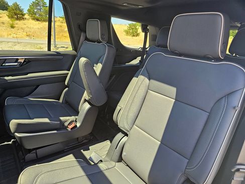 Certified 2026 Chevrolet Tahoe Premier AWD/4WD image 25