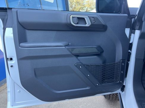 New 2026 Ford Bronco Badlands image 12