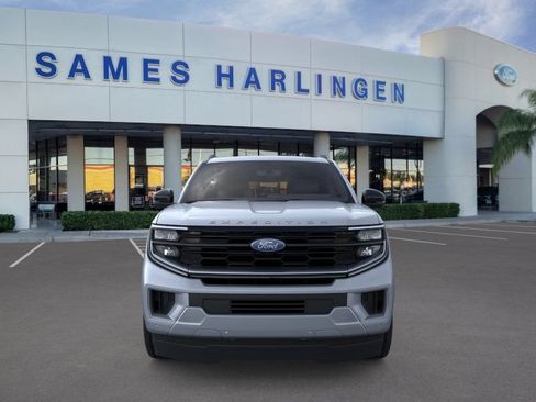 New 2026 Ford Expedition Max Platinum w/ Driver's Package AWD/4WD image 6