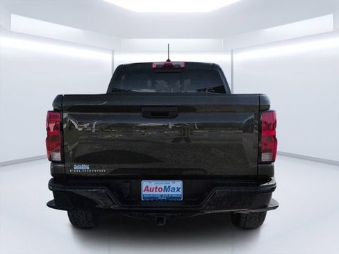 Used 2024 Chevrolet Colorado Trail Boss w/ Advanced Trailering Package AWD/4WD image 4
