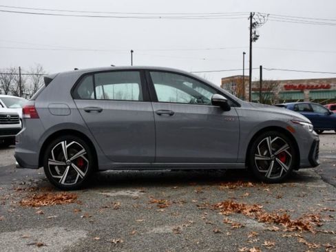 New 2026 Volkswagen GTI SE image 8