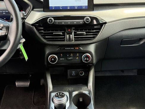 Used 2023 Ford Escape FWD image 14