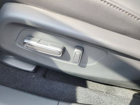 Used 2026 Honda HR-V EX-L image 22