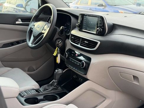 Used 2020 Hyundai Tucson SE image 30