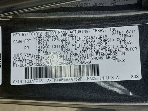 Used 2012 Toyota Tacoma 4x4 Access Cab V6 w/ SR5 Pkg image 35