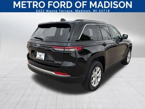 Used 2023 Jeep Grand Cherokee Limited AWD/4WD image 8