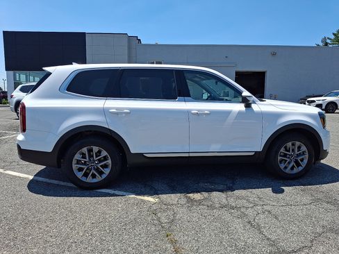Certified 2024 Kia Telluride LX AWD/4WD image 7
