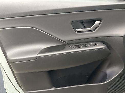 Used 2026 Hyundai Kona SEL Premium AWD/4WD image 9