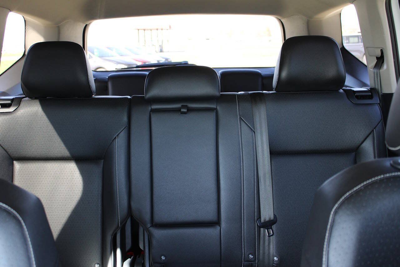 Used 2021 Volkswagen Atlas SE w/ Towing Package FWD image 20