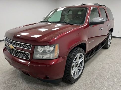 Used 2008 Chevrolet Tahoe LTZ w/ LTZ Preferred Equipment Group AWD/4WD image 4
