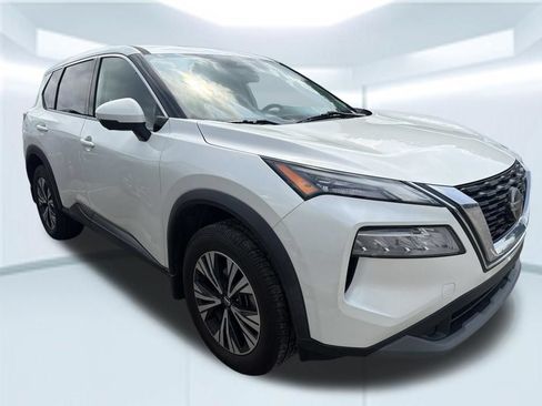 Used 2021 Nissan Rogue SV FWD image 4
