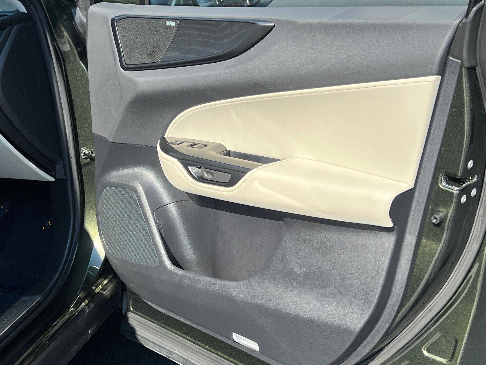 Certified 2025 Lexus NX 350h AWD w/ Accessory Package (2T) image 14