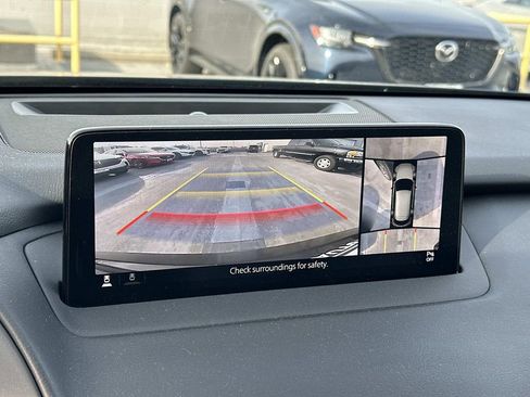 Used 2023 MAZDA CX-9 Signature image 13