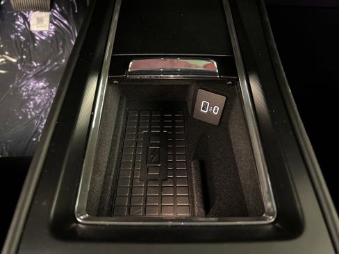 New 2026 Lincoln Corsair Reserve w/ Jet Appearance Package image 15