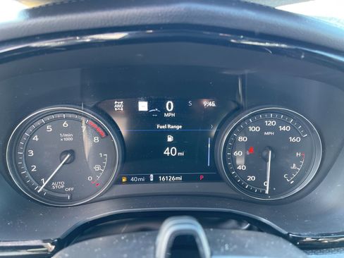 Certified 2025 Cadillac XT6 Sport w/ Technology Package AWD/4WD image 6