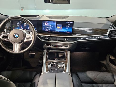 Used 2025 BMW X6 xDrive40i w/ Climate Comfort Package AWD/4WD image 10