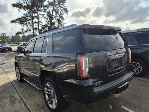 Used 2018 GMC Yukon SLT w/ Premium Edition RWD image 4