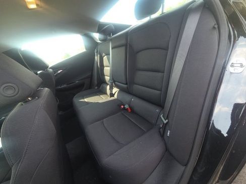 Used 2025 Chevrolet Malibu LT FWD image 13