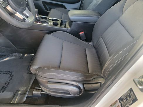 Used 2022 Kia Sportage LX FWD image 10