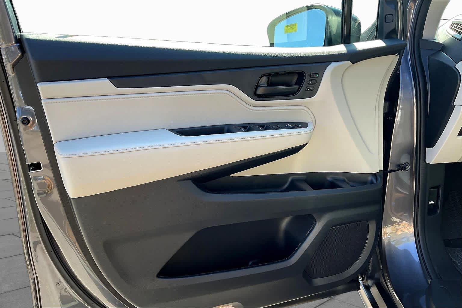 New 2027 Honda Odyssey EX-L image 10