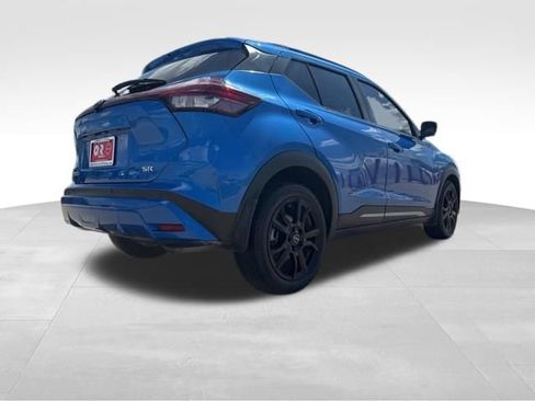 Used 2023 Nissan Kicks SR FWD image 7