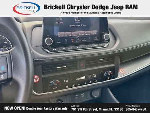 Used 2024 Nissan Rogue SV FWD image 26