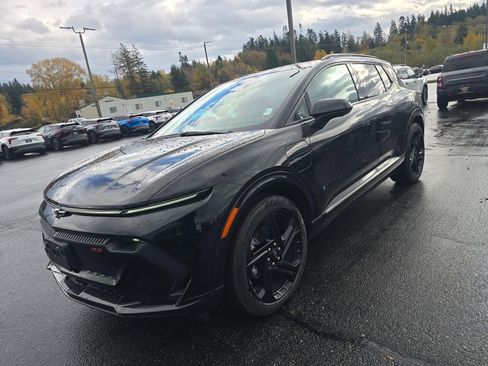 New 2026 Chevrolet Equinox EV RS FWD image 8