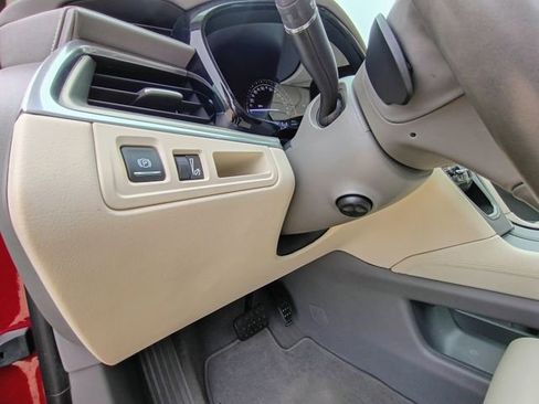 Used 2017 Cadillac XT5 Premium Luxury w/ Advanced Security Package image 27