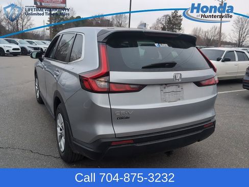 Used 2023 Honda CR-V LX image 6