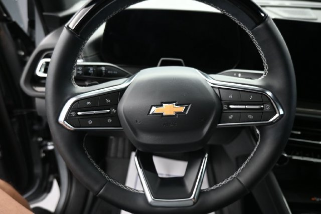 Used 2026 Chevrolet Traverse High Country w/ LPO, Floor Liner Package FWD image 11
