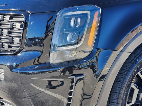 Used 2021 Kia Telluride EX w/ EX Premium Package image 9