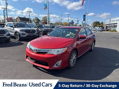Used 2014 Toyota Camry XLE image 4