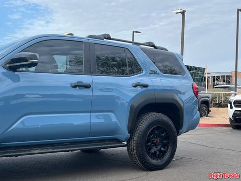 Certified 2026 Toyota 4Runner TRD Off-Road Premium AWD/4WD image 10