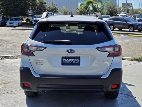 New 2025 Subaru Outback Premium image 3