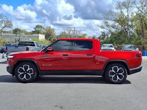 Used 2024 Rivian R1T Adventure image 4