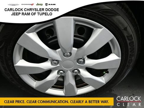 Used 2024 Toyota Camry SE image 43