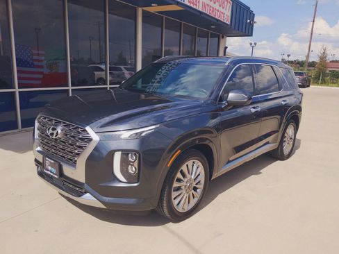 Used 2020 Hyundai Palisade Limited FWD image 2