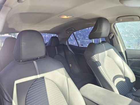 Used 2020 Toyota Camry SE w/ Carpet Mat Package FWD image 24
