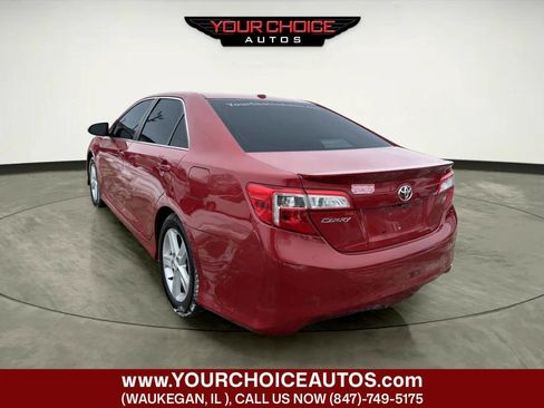 Used 2013 Toyota Camry SE image 3