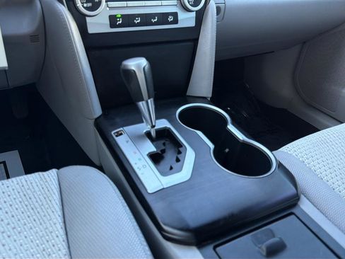 Used 2012 Toyota Camry LE image 22