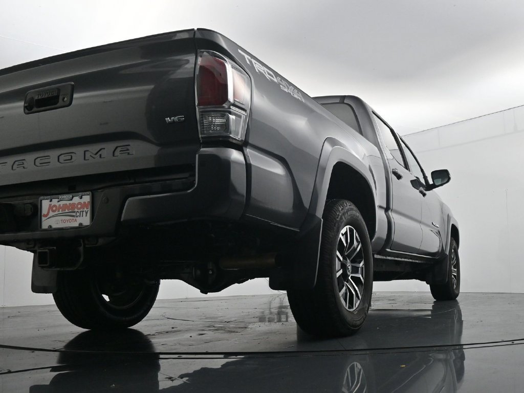 Used 2023 Toyota Tacoma TRD Sport w/ TRD Premium Sport Package AWD/4WD image 36