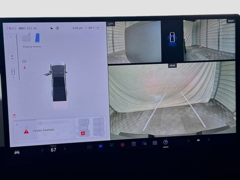 Used 2024 Tesla Cybertruck AWD Crew Cab image 10